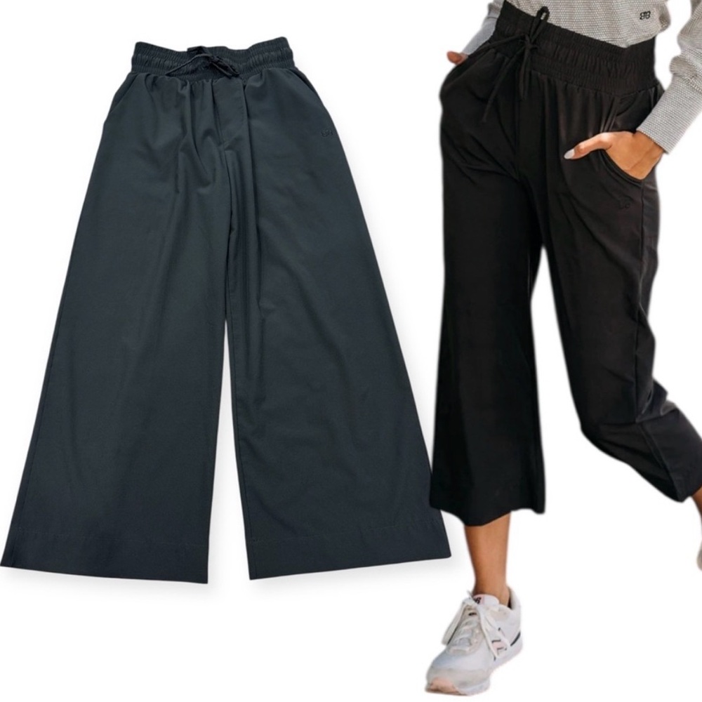 Wide Leg Cropped Pull-On Pants - Black